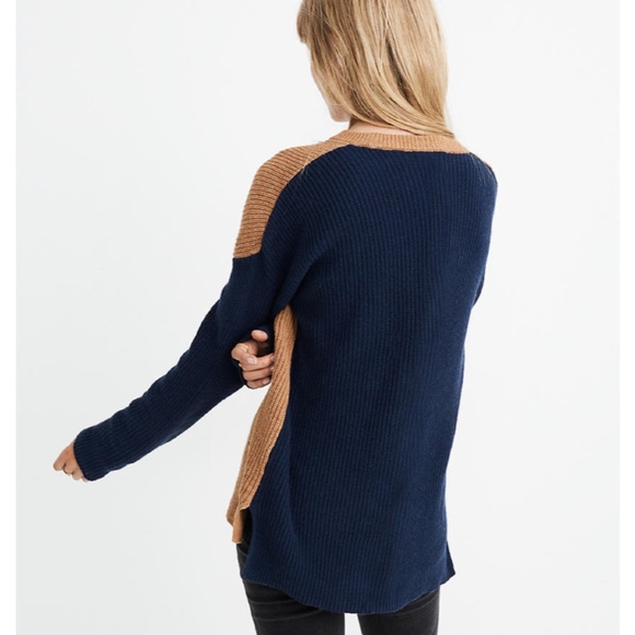 Thompson Pocket Pullover Sweater in Colorblock - Picture 2 of 5